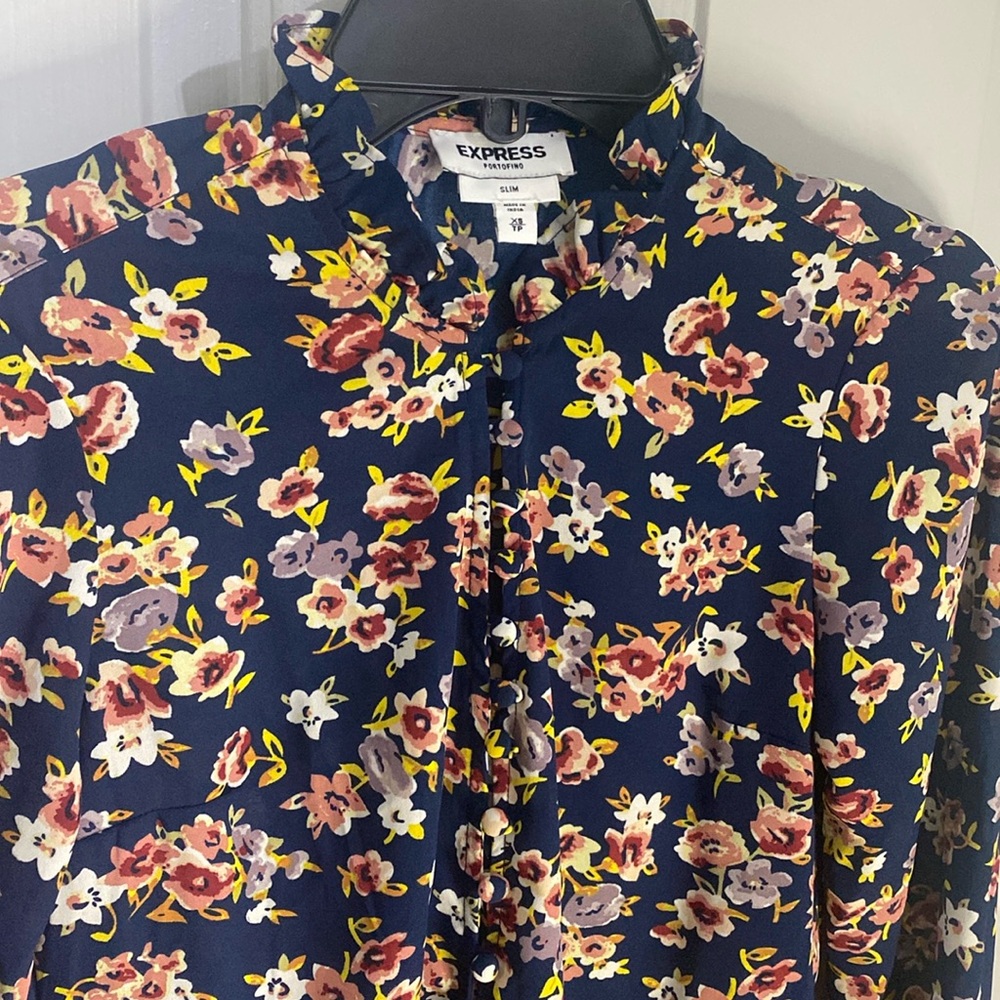 ❌ SOLD ❌ Express portofino blouse